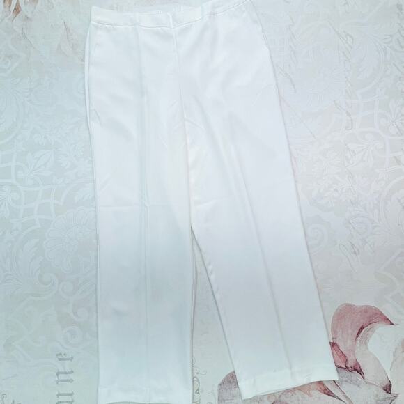 Alfred Dunner Ship Shape Classic Fit Pants SHORT NWT - Picture 4 of 6